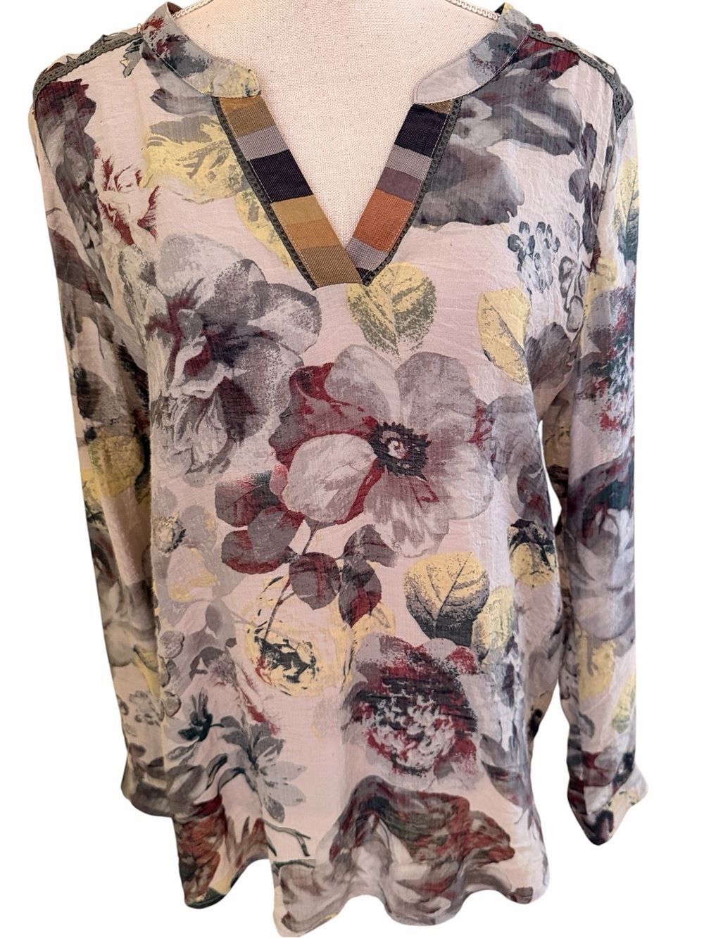 Mystree Grey/Burgundy/Yellow Floral V-neck Long Sleeve Blouse L